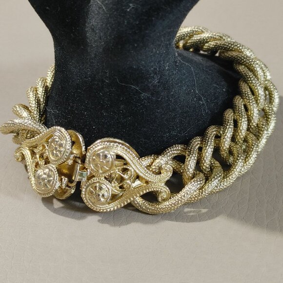 Napier Chain Bracelet Mid Century Vintage Roman Byzantine Gold Tone Box Clasp - Picture 1 of 16